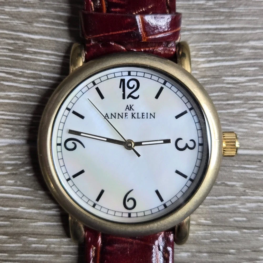 Anne Klein Womens Gold Tone Watch V121E MOP Dial Leather Band Working 7